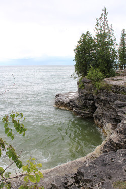 Cave Point County Park